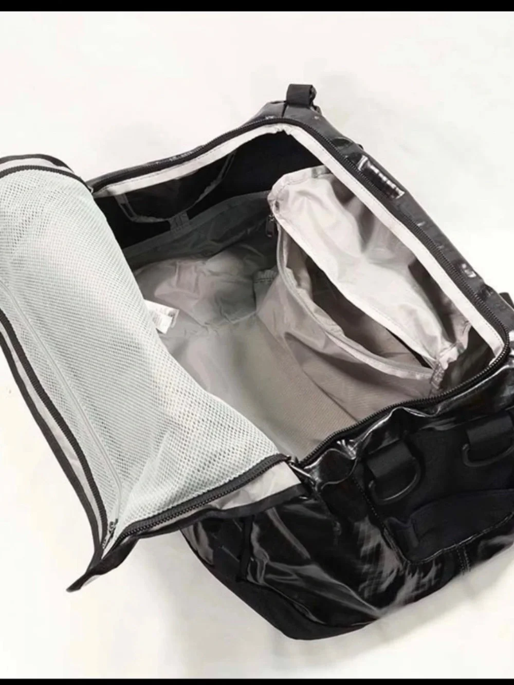 Patagonia Black Hole duffel bag backpack suitcase gym travel 40L liters new NWT